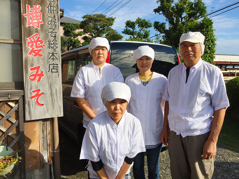 スタッフ集合写真